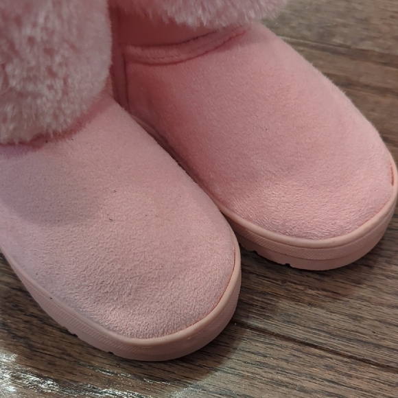 Cute Pink Toddler Boots with Gold‎ Bow size 7 - Picture 3 of 8